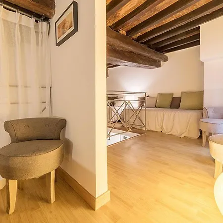 Campo De' Fiori 35 公寓
